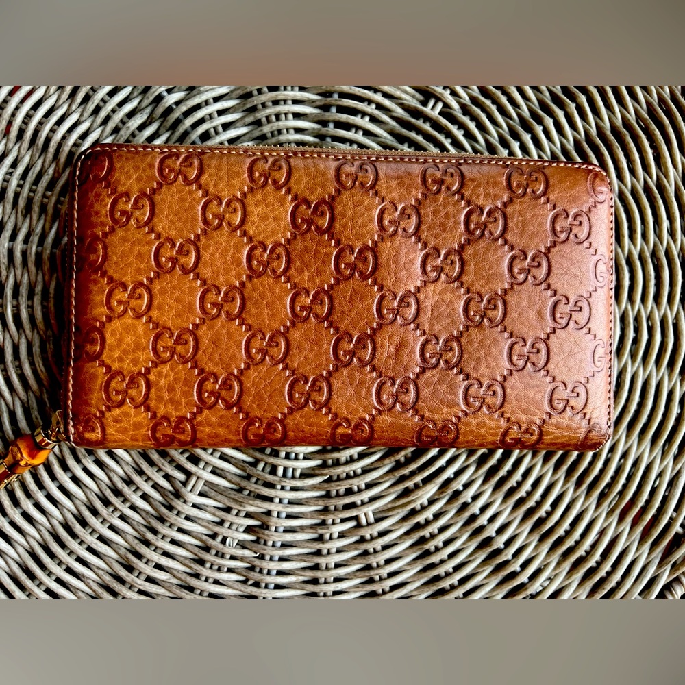 Gucci Guccissima Leather Zip Around Wallet and Clutch  with Bamboo Tassle